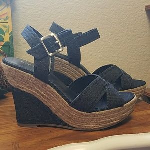 NIB BCBGeneration Woman's  Black sw